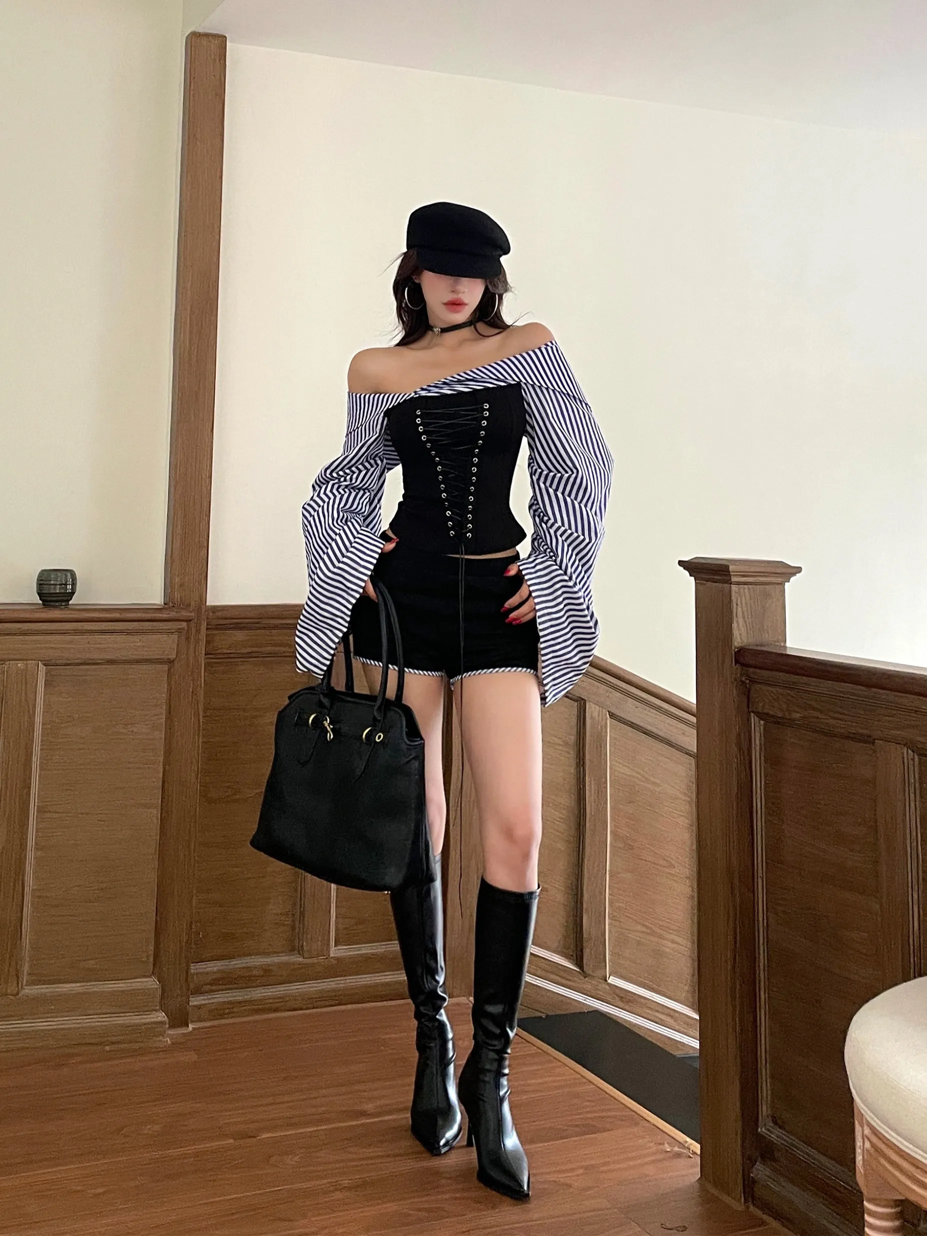 【24s Oct.】Off-shoulder Stripes Hot Girl Shirt   Shorts