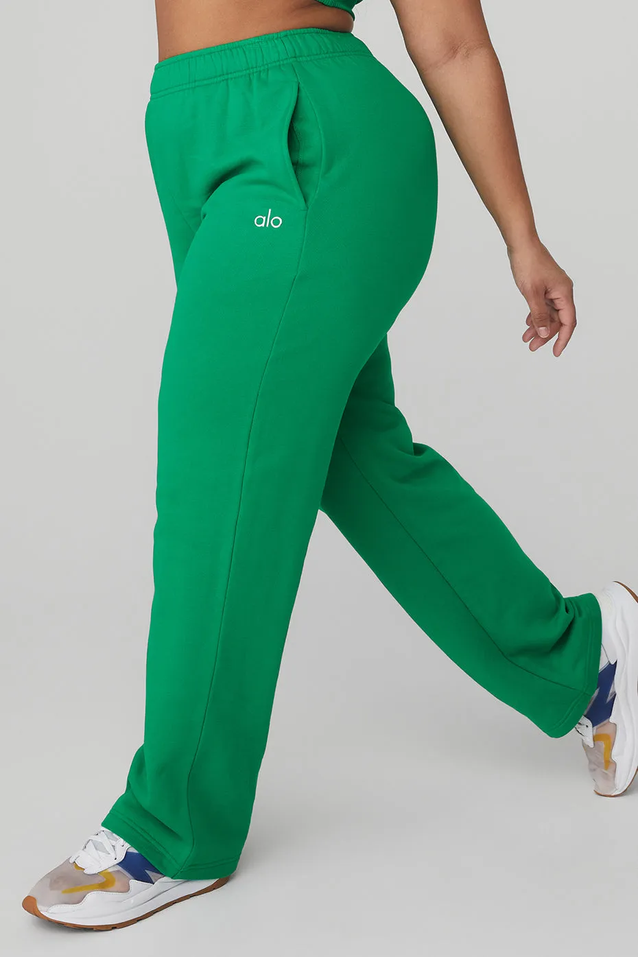 Accolade Straight Leg Sweatpant - Green Emerald