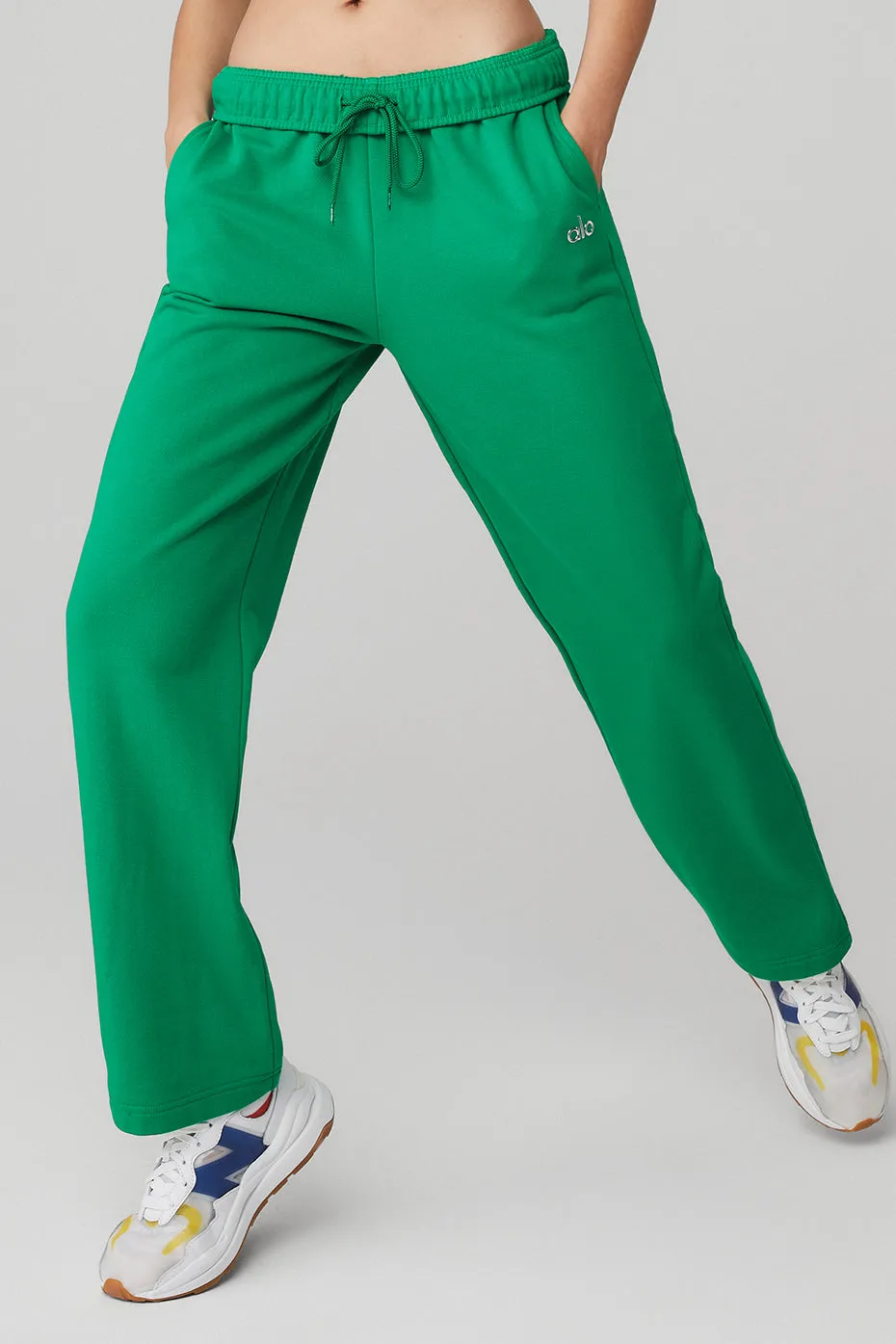 Accolade Straight Leg Sweatpant - Green Emerald