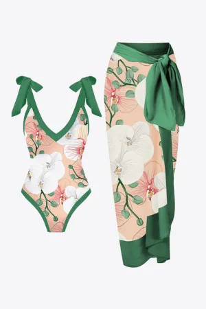 *APP EXCLUSIVE* Floral Vneck Two-Piece Swim Set