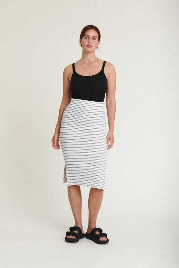Basic Apparel - Ludmilla Long Skirt - 702 Bright White / Black