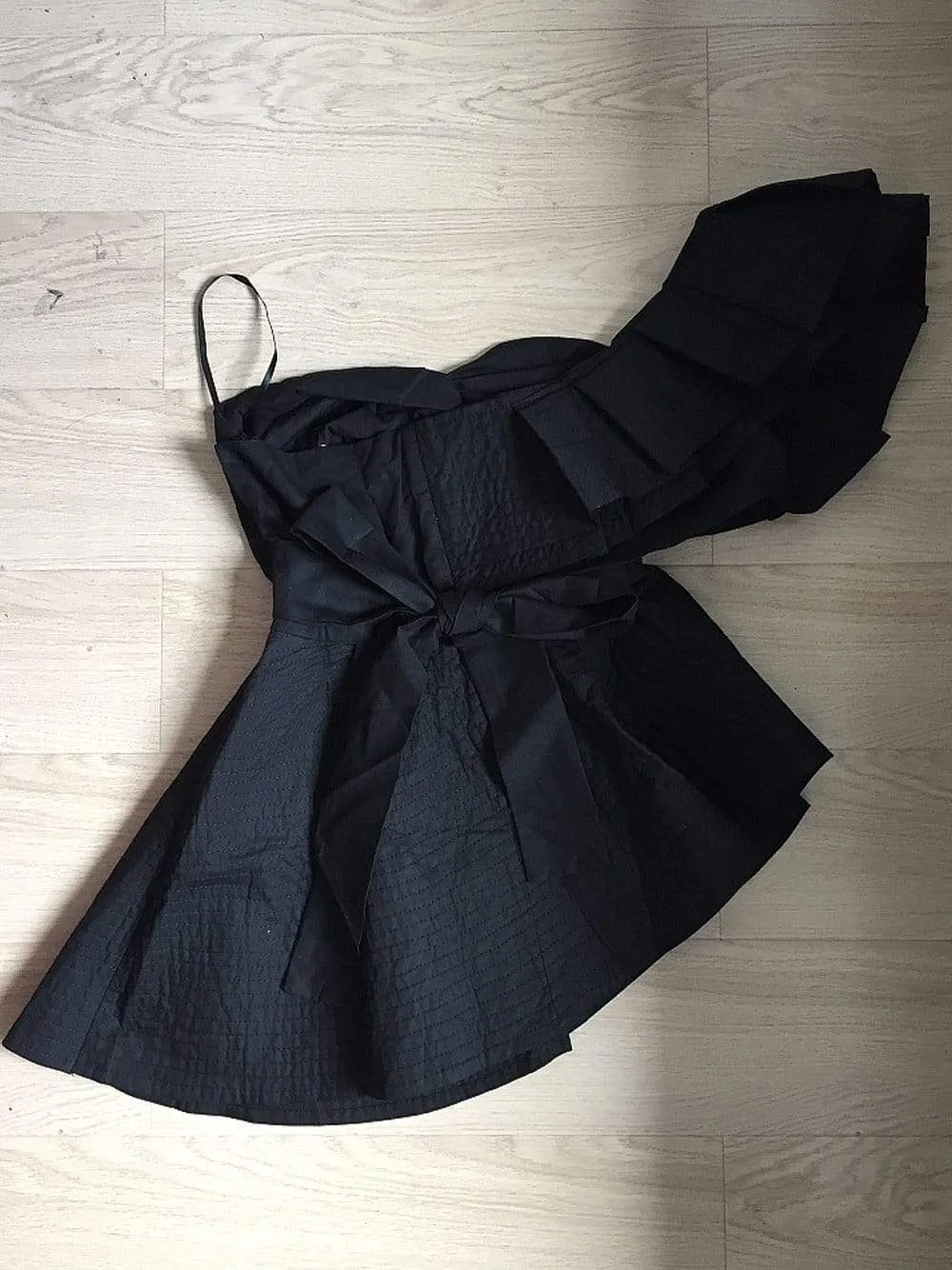 CASTILLA One-Shoulder Top