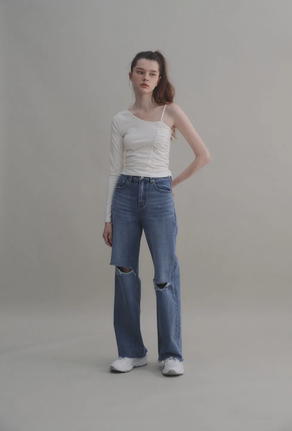 One shoulder top